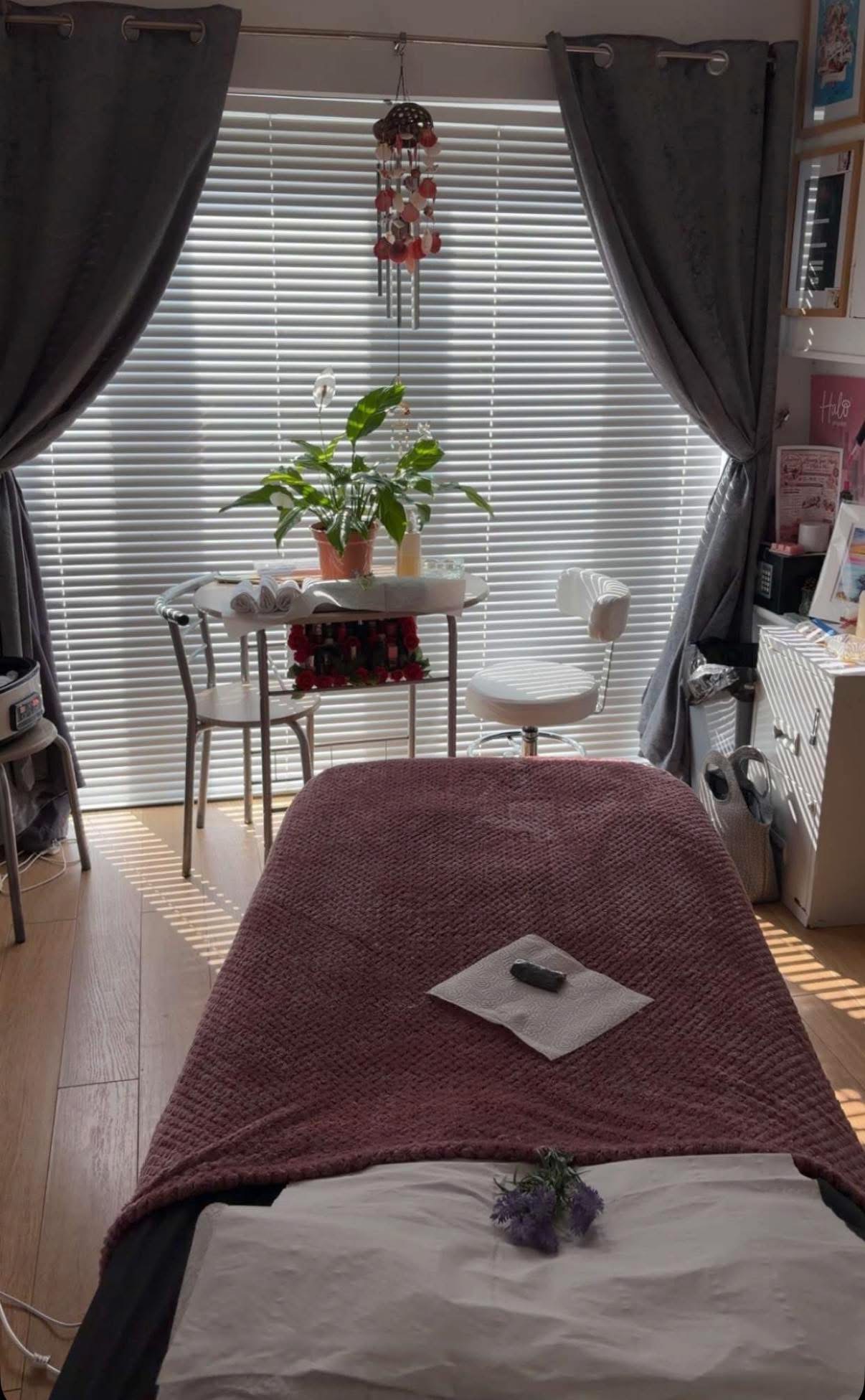 Treatment bed at Perth Y Paen Beauty Salon